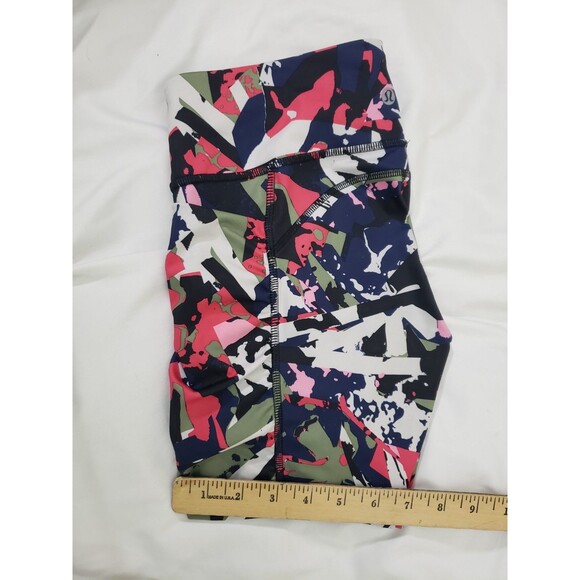 Lululemon Speed Track Shorts Side Pockets Multi Color Women's 4 Running Workout - Picture 10 of 10